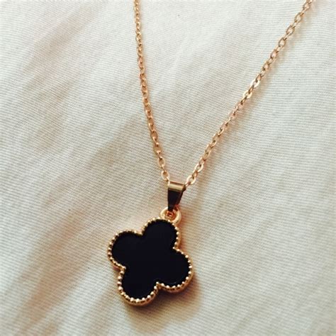 louis vuitton necklace m|louis vuitton clover necklace.